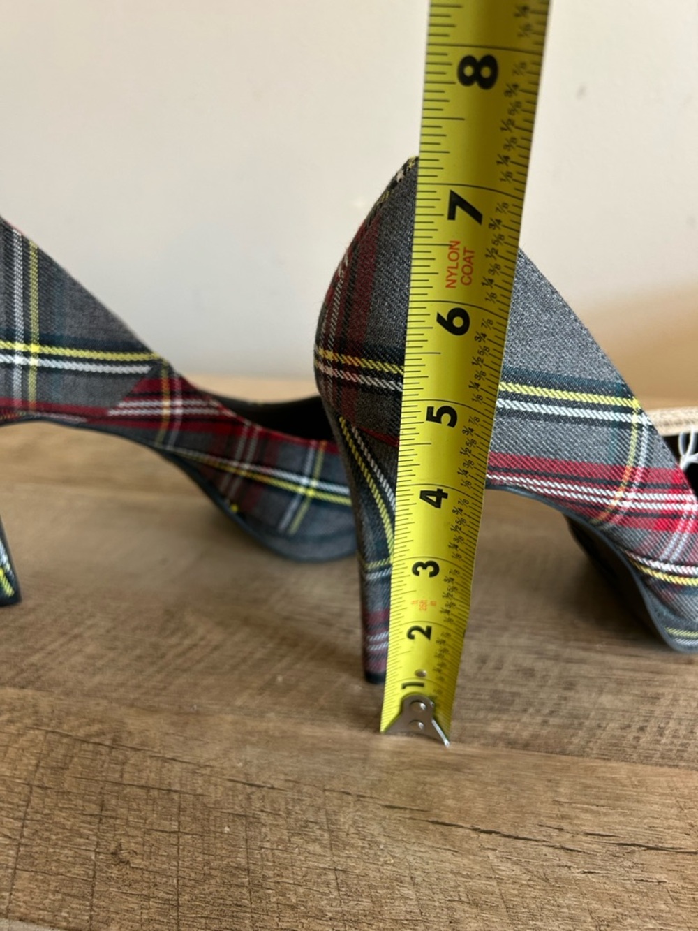 Womans Fiomi Gray Red Plaid Fabric Platform Heel‎ Shoe 9.5 NWT Academia Grunge - Picture 8 of 9